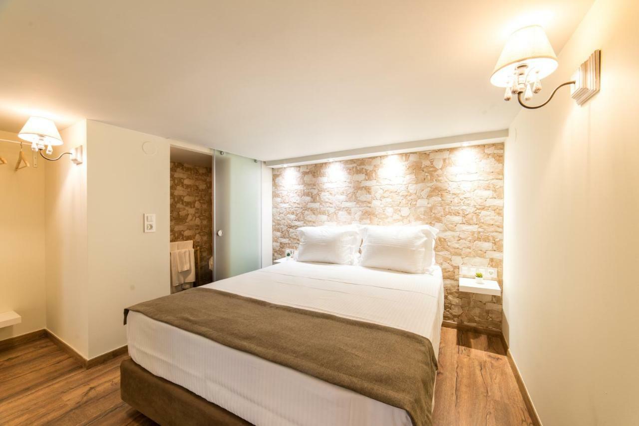Oinoelia Luxury Suites & Residence Potos Exterior photo