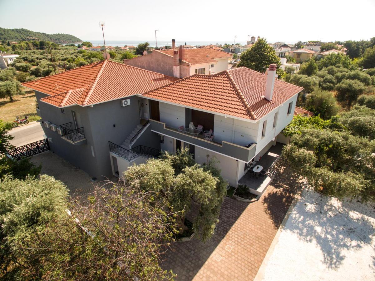 Oinoelia Luxury Suites & Residence Potos Exterior photo